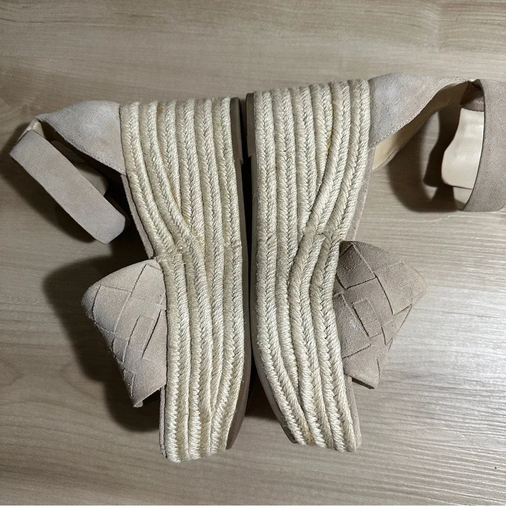 Marc Fisher Adalyn Espadrille Wedges Taupe 8.5 M Womens Platform Suede Sandals‎